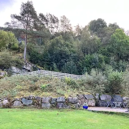 House By The Sea With Private And Jetty * Hjelmeland