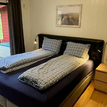 House By The Sea With Private And Jetty * Hjelmeland