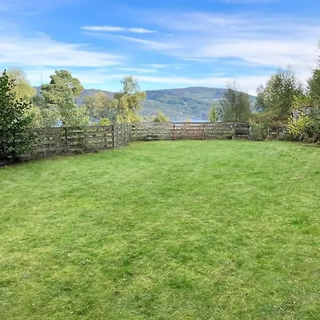 House By The Sea With Private And Jetty * Hjelmeland